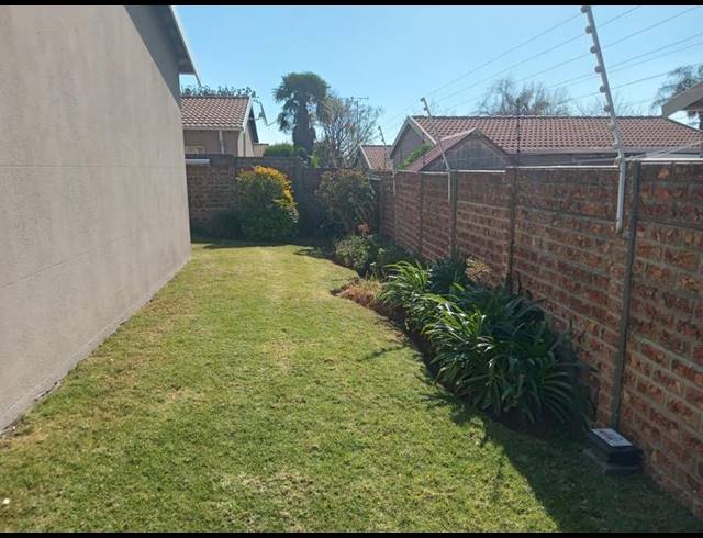 2 BEDROOM HOUSE FOR SALE IN EDEN GLEN